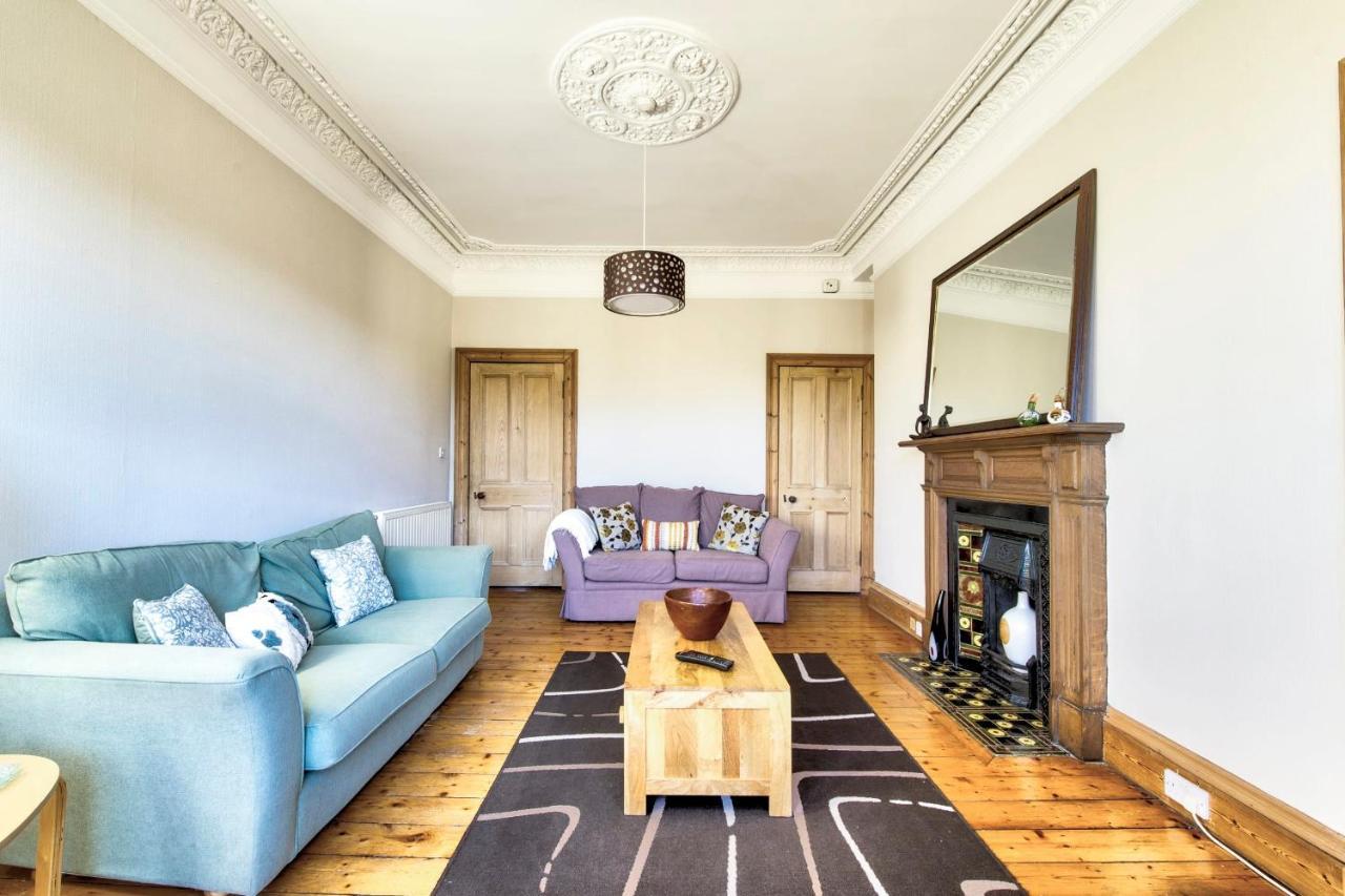 Guestready - Central & Comfortable 2Br Apartment Edinburgh Exterior photo