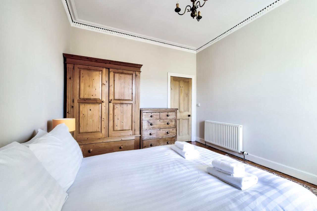 Guestready - Central & Comfortable 2Br Apartment Edinburgh Exterior photo